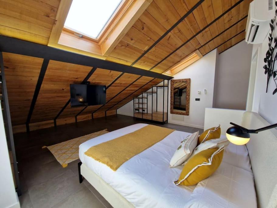 Duplex De Diseno Jaen Centro-Catedral Apartment Luaran gambar